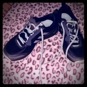 N.W.O.T Adidas sneakers worn once only great buy